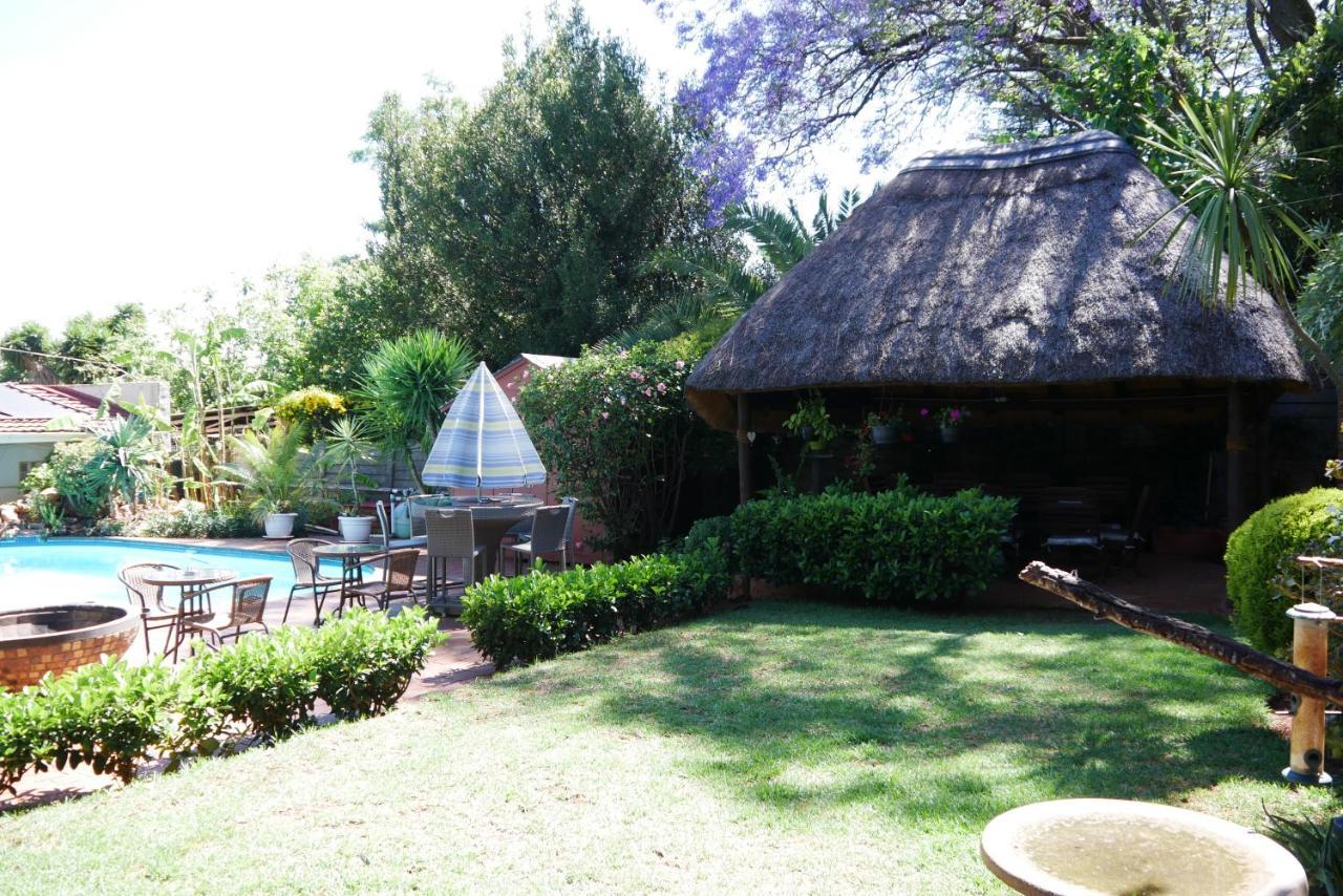Margaret'S Place Johannesburg Exterior photo