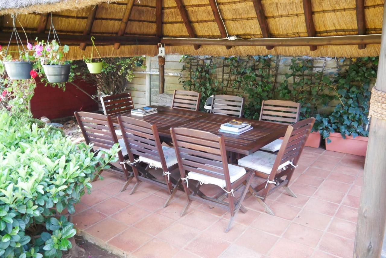 Margaret'S Place Johannesburg Exterior photo